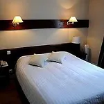 Hotel Logis Le Belle Rive 3*