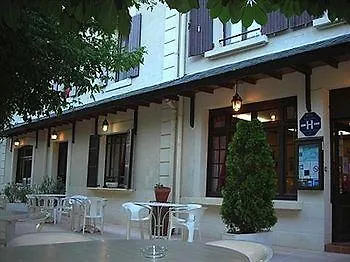 מלון Logis Le Belle Rive 3*