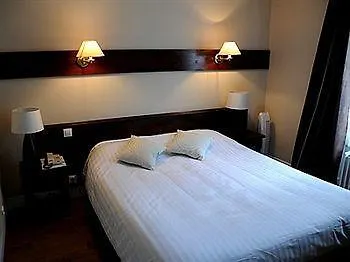 מלון Logis Le Belle Rive 3*