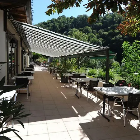 מלון Logis Le Belle Rive