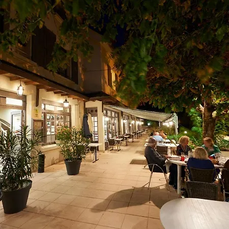 Hotell Logis Le Belle Rive