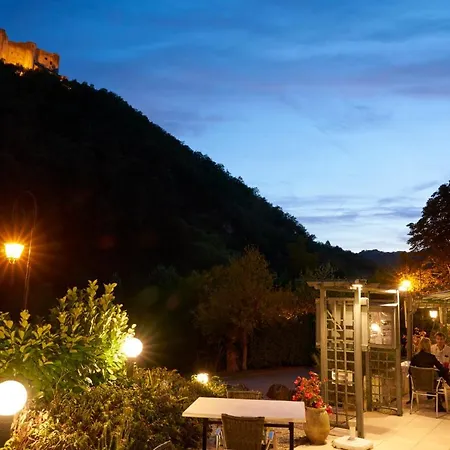 Logis Le Belle Rive 3* נז'אק