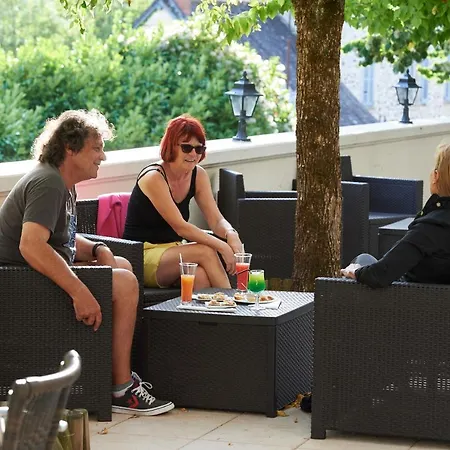 Logis Le Belle Rive 3* Najac